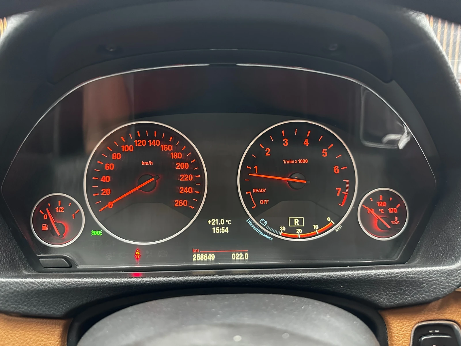 BMW 335 3.0i 306 к.с./ГАРАНЦИЯ/БАРТЕР/ЛИЗИНГ/КОМЕНТАР, снимка 16 - Автомобили и джипове - 51699085