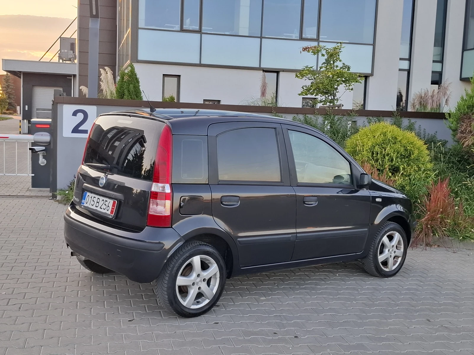Fiat Panda 1.2i* (60)* * 105 000* * H * *  | Mobile.bg   12