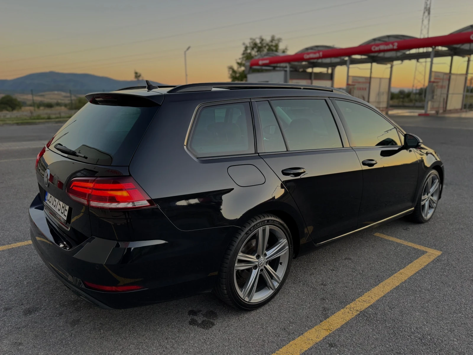 VW Golf 2.0 TDI Highline, Кожа, Keyless, Панорама, LED - изображение 4