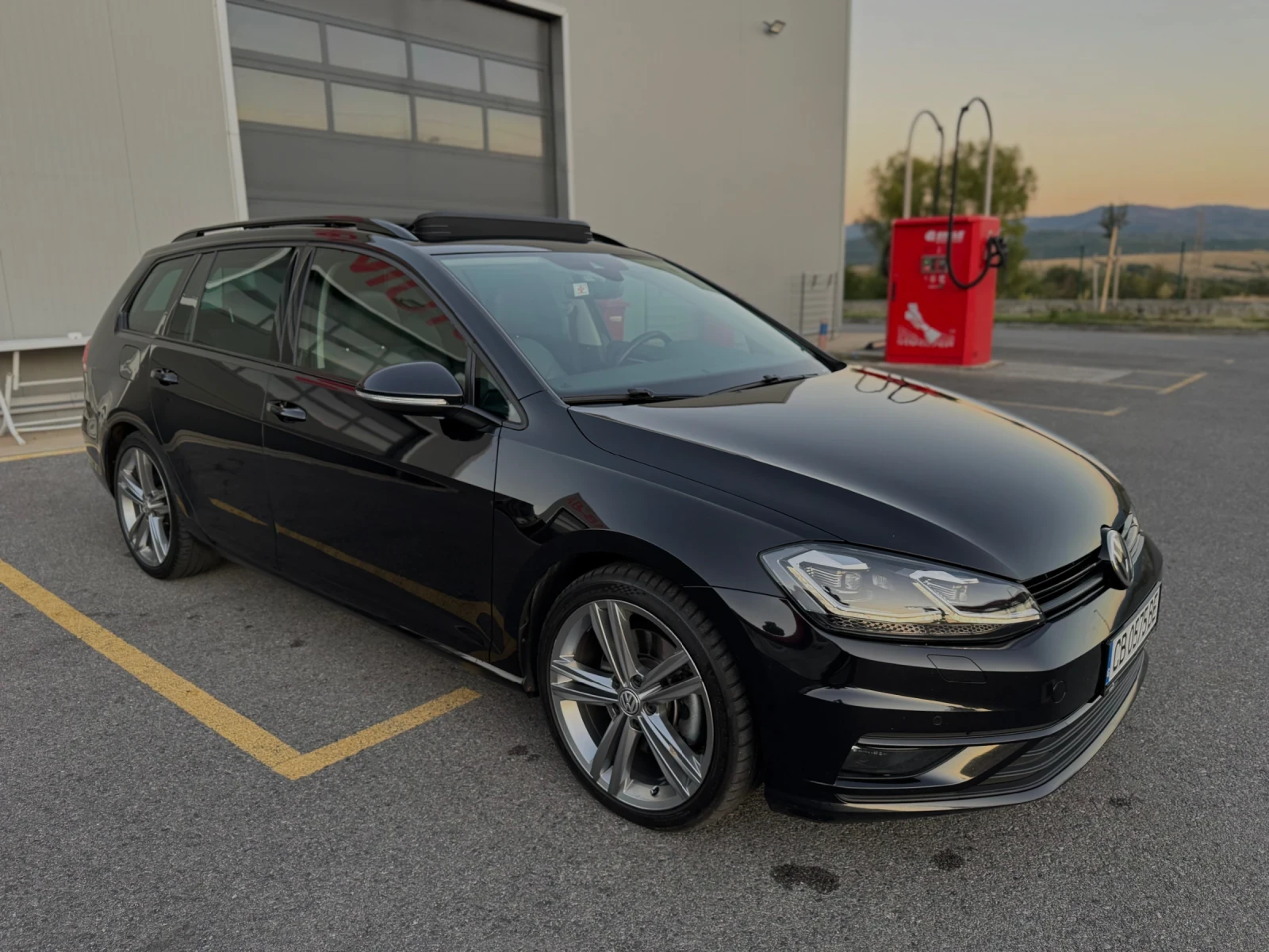 VW Golf 2.0 TDI Highline, Кожа, Keyless, Панорама, LED - изображение 5