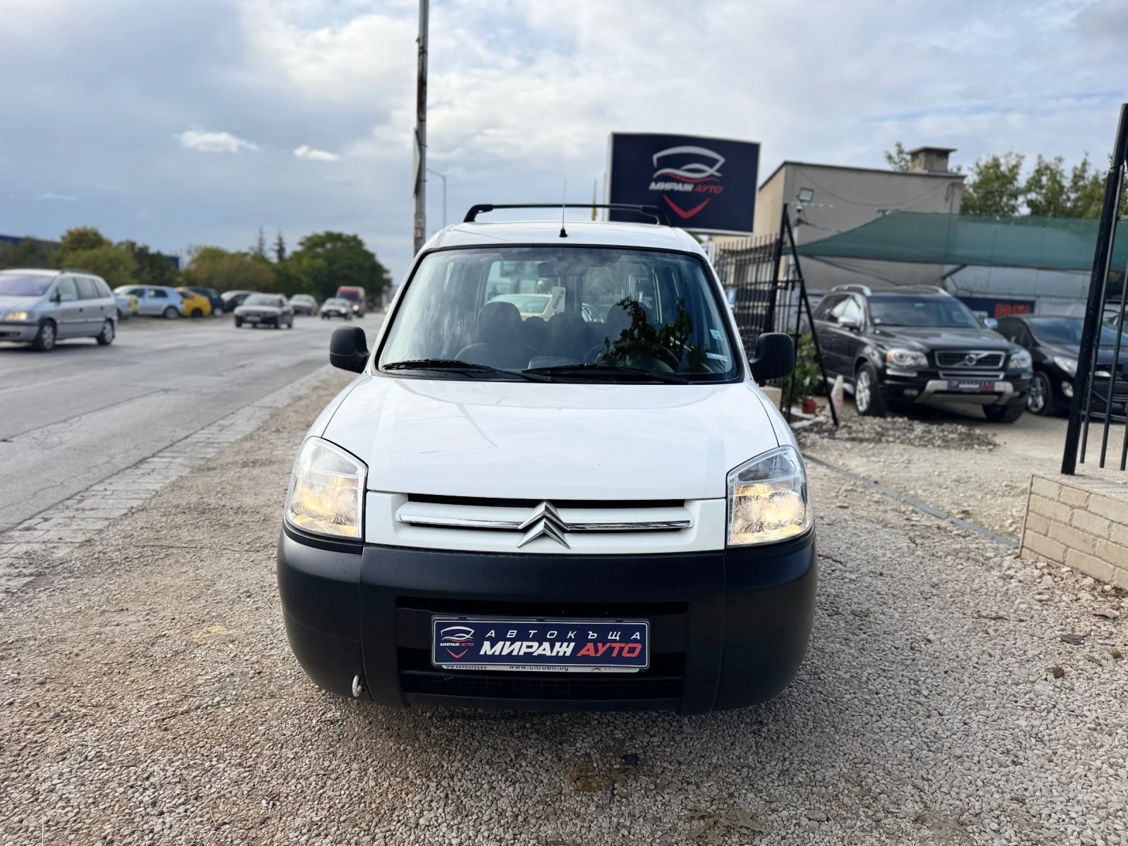 Citroen Berlingo 7-места* Обслужен* Сервизна история - изображение 2