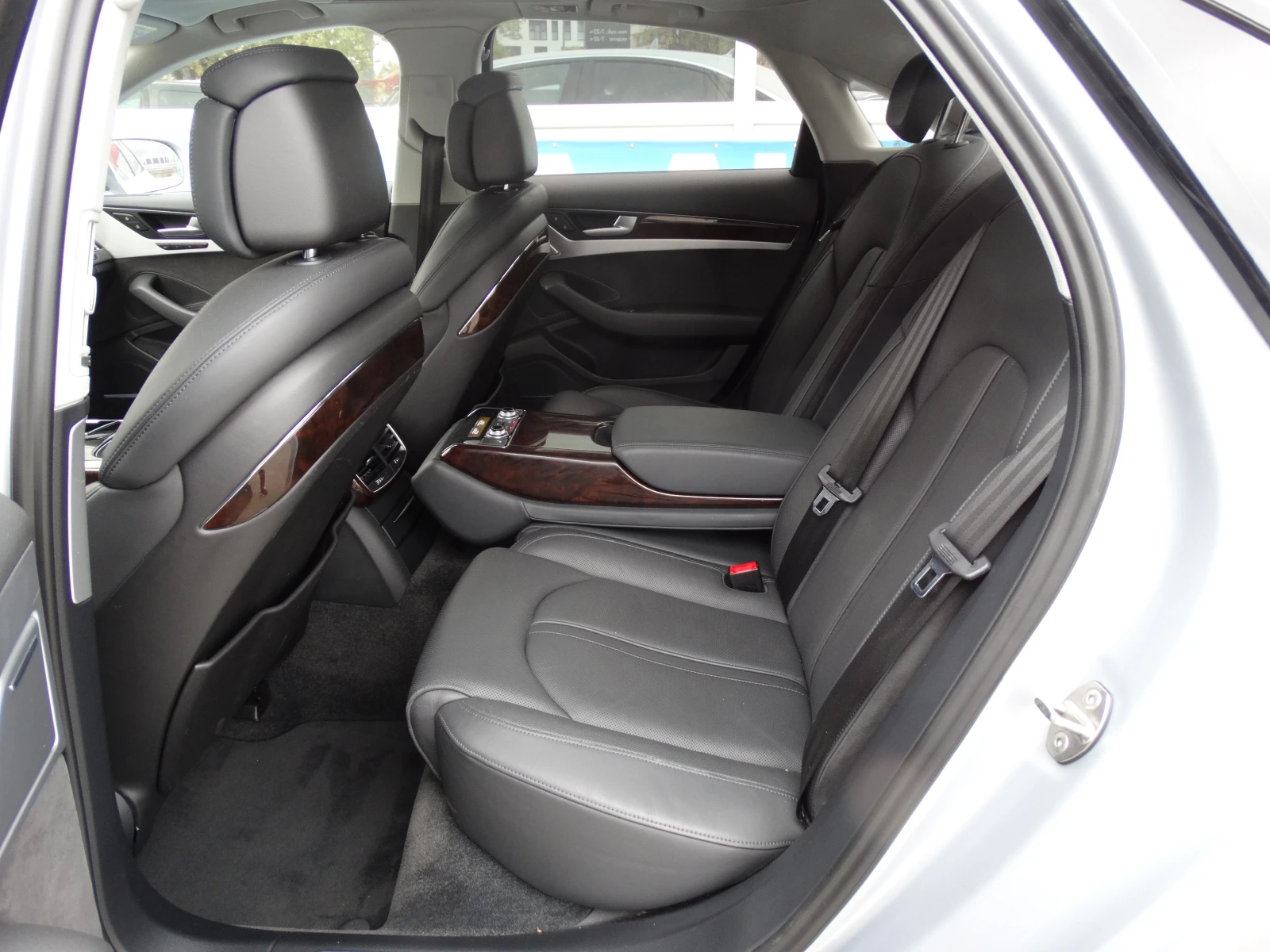 Audi A8 MASSAGE-HEADUP-360-КАМЕРА-ВАКУM - изображение 10