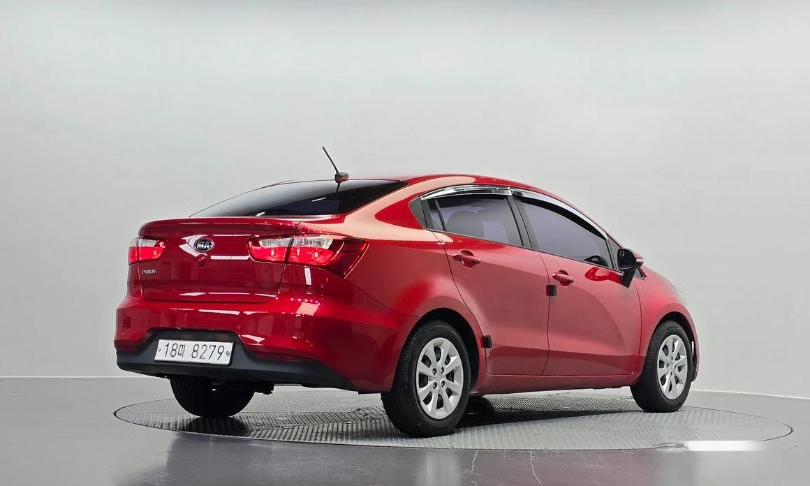 Kia Pride 4DR 1.4 MPI Trendy * НАЙ-ДОБРА ЦЕНА В БЪЛГАРИЯ*  - изображение 2