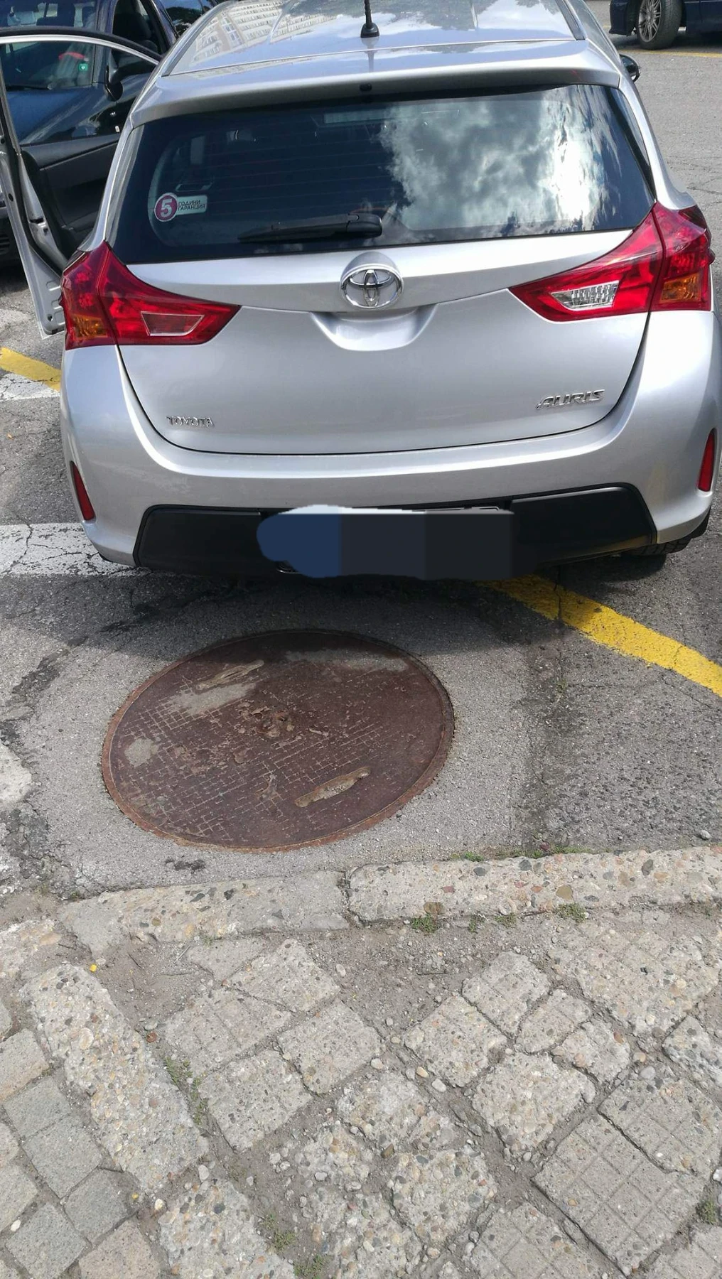 Toyota Auris  - изображение 2