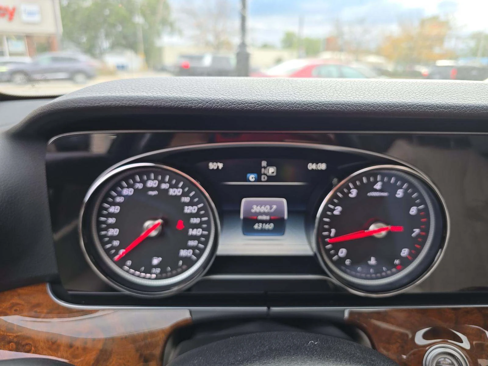 Mercedes-Benz E 300 4Matic | Mobile.bg   7