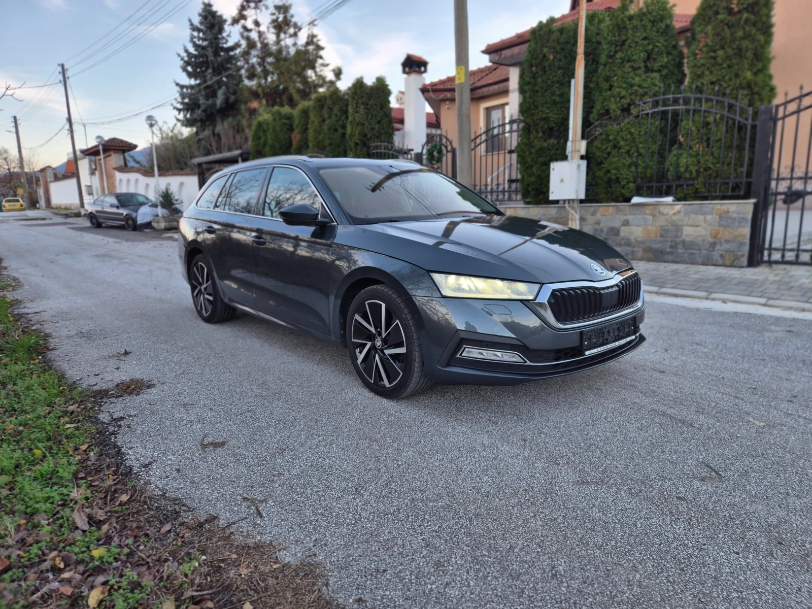 Skoda Octavia 2.0D-150кс/FULL - изображение 2