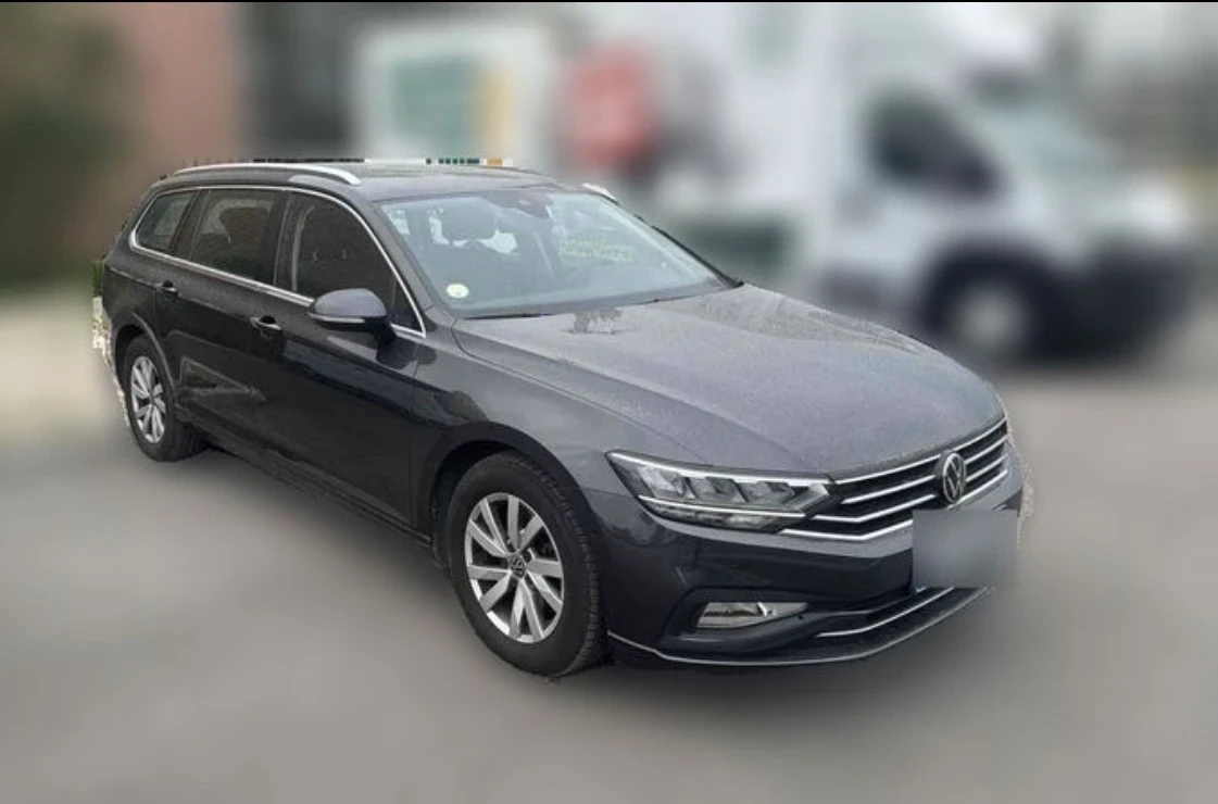 VW Passat фейслифт 2.0tdi 150hp DSG7 история , снимка 2 - Автомобили и джипове - 54366392