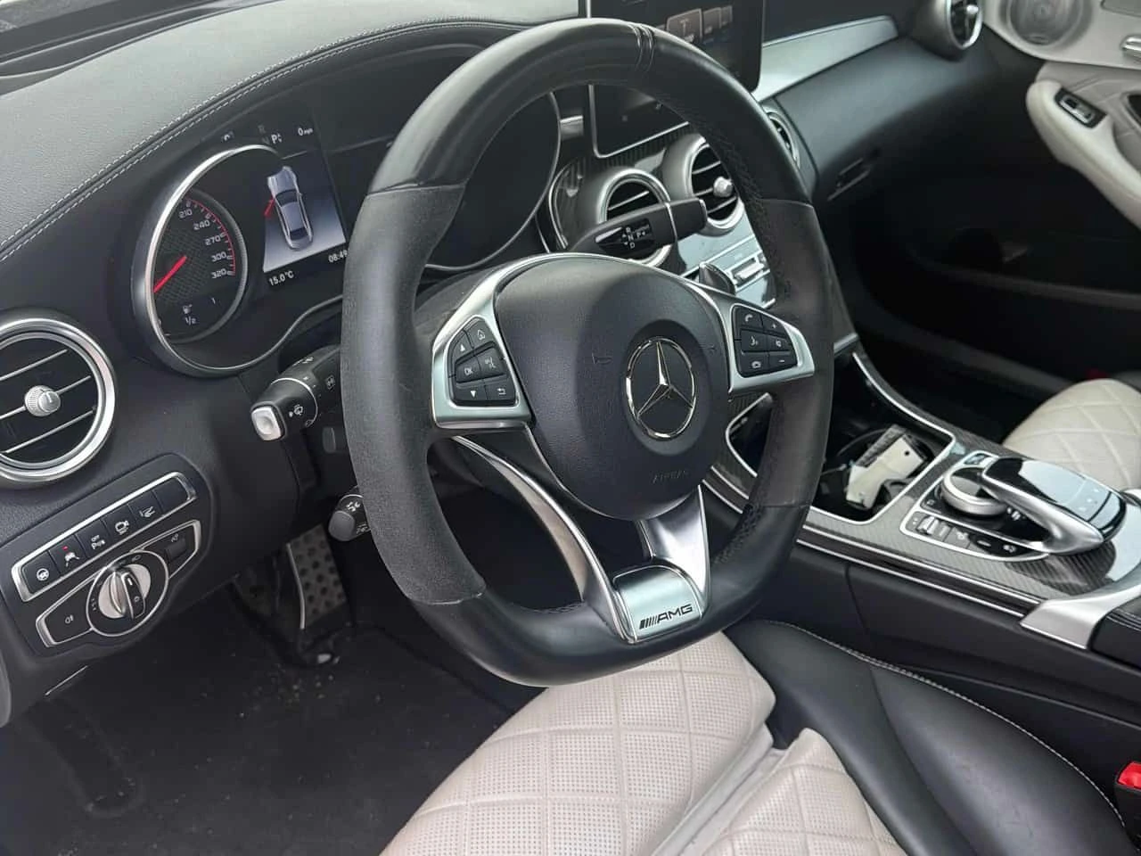 Mercedes-Benz C 63 AMG * CARFAX * ЦЕНА ДО БГ, снимка 6 - Автомобили и джипове - 54726363