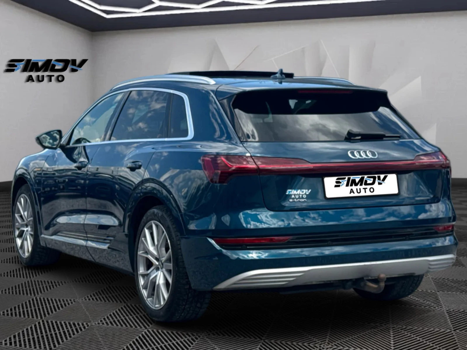 Audi E-Tron 55 S-LINE 95KWH 408КС. B&O ПАНОРАМА КОЖА ПОДГРЕВ, снимка 2 - Автомобили и джипове - 54915845