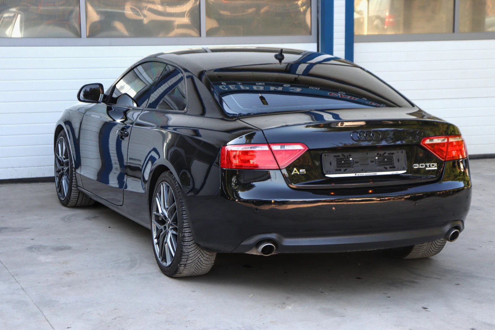 Audi A5 3.0TDIQuattroB&OS-Line19 Keyless, снимка 6 - Автомобили и джипове - 55094009