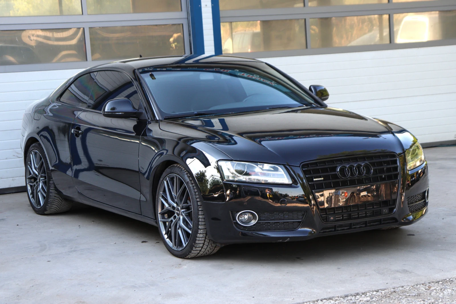 Audi A5 3.0TDIQuattroB&OS-Line19 Keyless, снимка 4 - Автомобили и джипове - 55094009