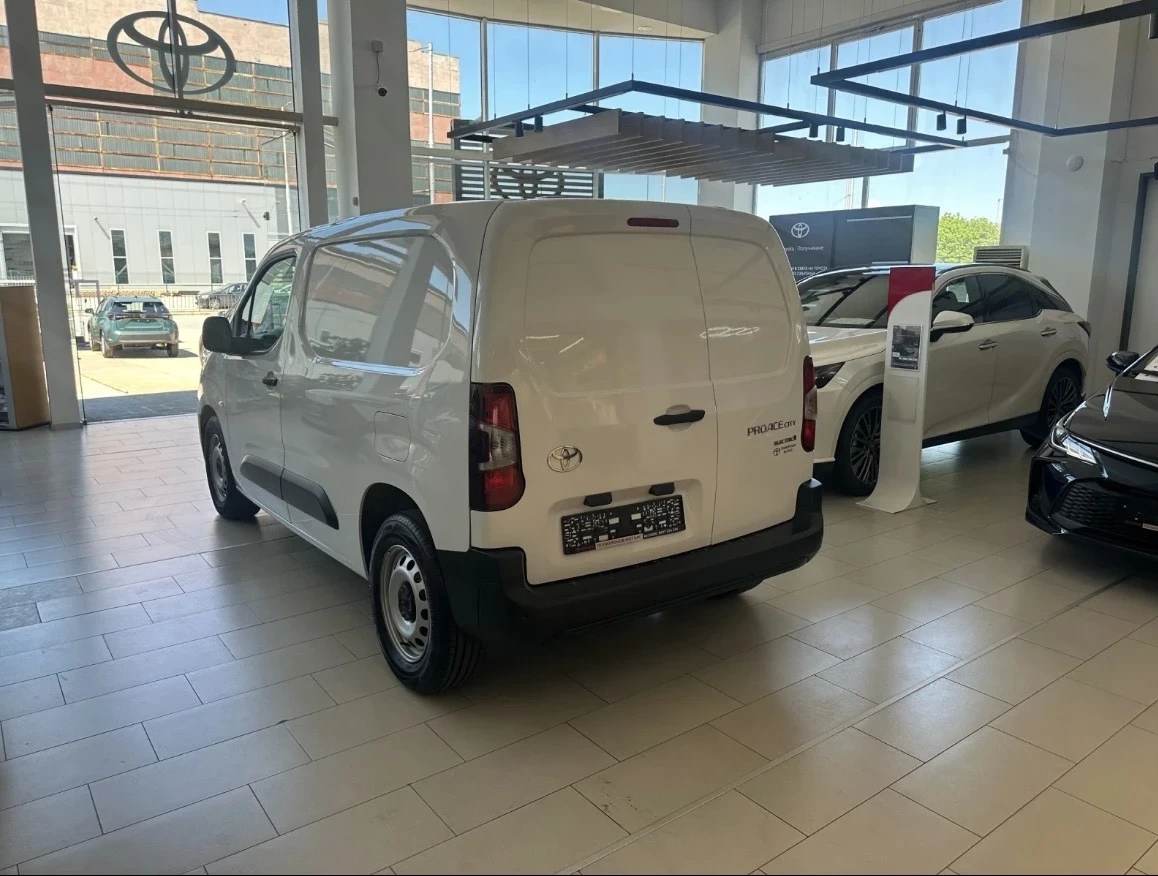 Toyota Proace City Electric L2, снимка 4 - Автомобили и джипове - 55477641