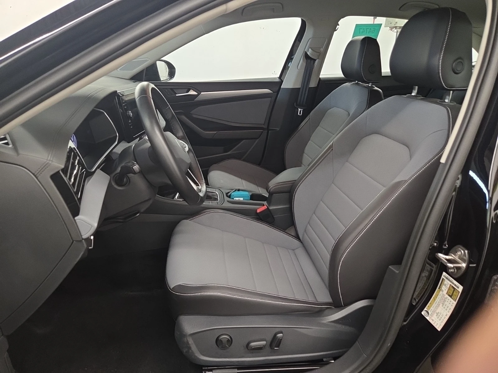 VW Jetta COMFORTLINE, снимка 8 - Автомобили и джипове - 55752912