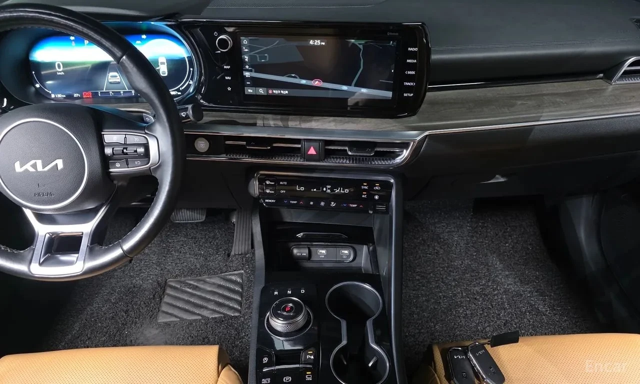 Kia K5 * 2.0 * КРАЙНА ЦЕНА ДО БЪЛГАРИЯ, снимка 14 - Автомобили и джипове - 55846158