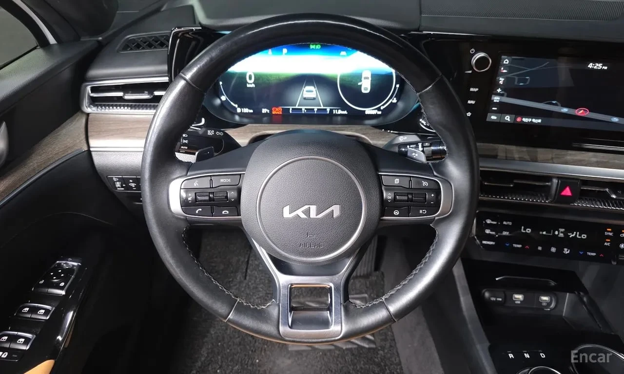 Kia K5 * 2.0 * КРАЙНА ЦЕНА ДО БЪЛГАРИЯ, снимка 13 - Автомобили и джипове - 55846158