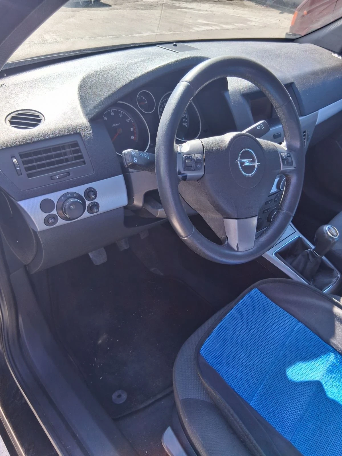 Opel Astra, снимка 10 - Автомобили и джипове - 56166563