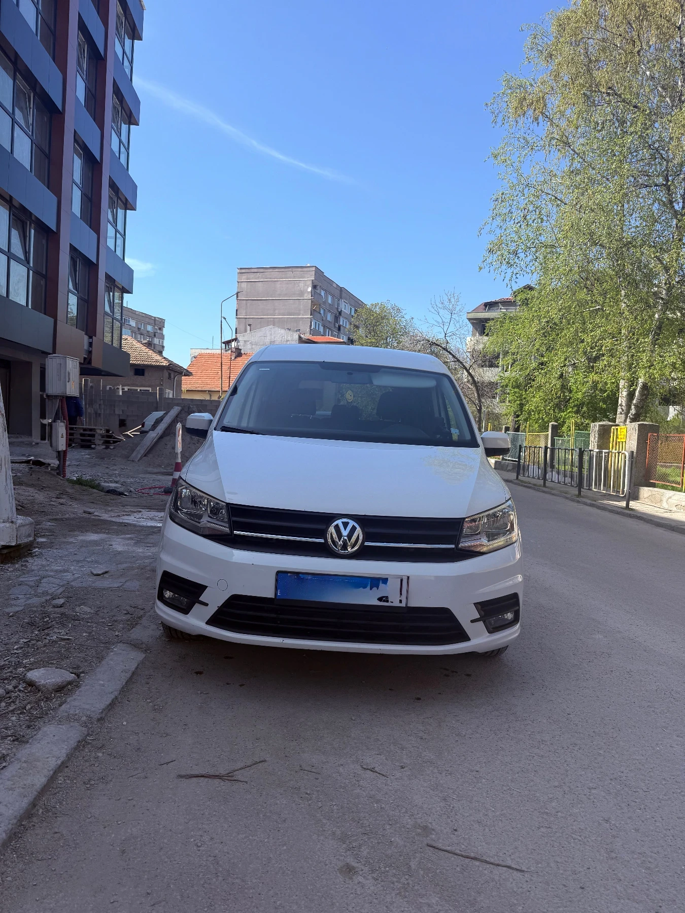 VW Caddy 2.0 Tdi, снимка 2 - Автомобили и джипове - 56211508