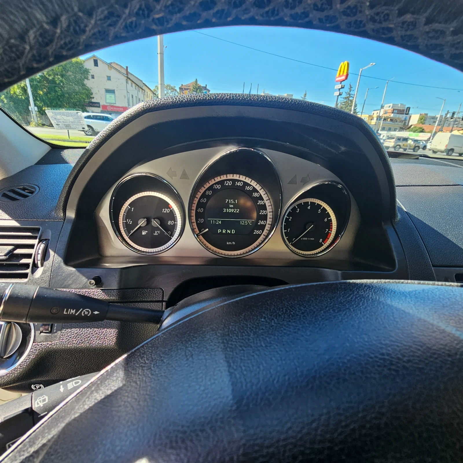 Mercedes-Benz C 180, снимка 11 - Автомобили и джипове - 56358293