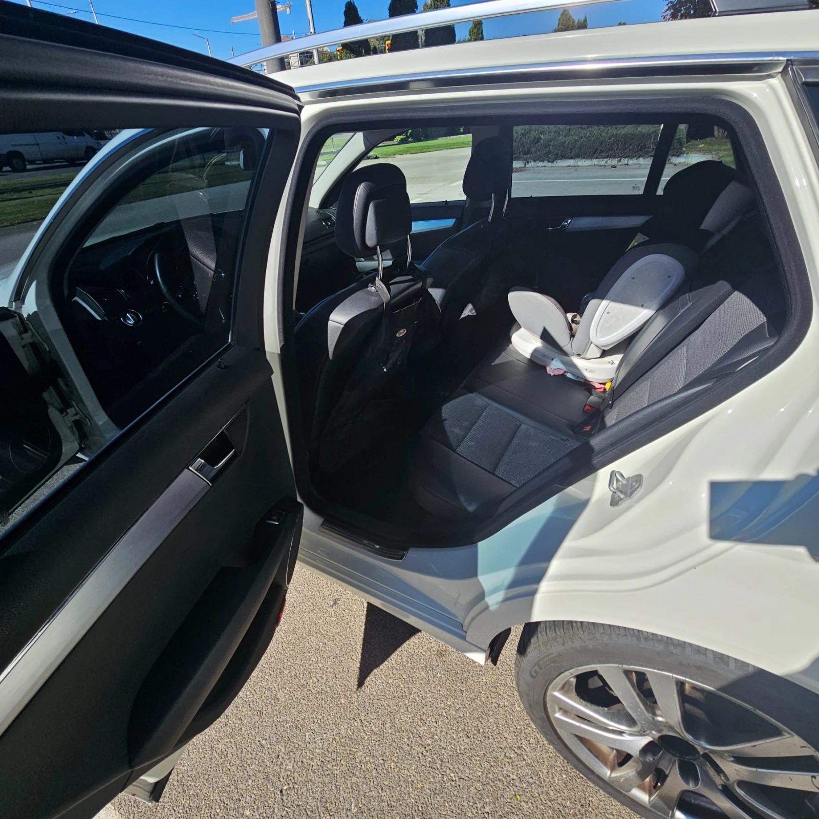 Mercedes-Benz C 180, снимка 9 - Автомобили и джипове - 56358293