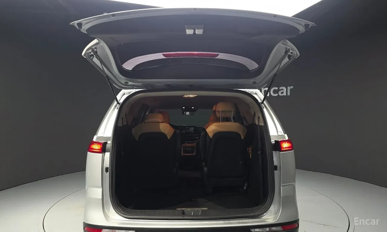 Kia Carnival 3.5* 9 �����* ��������* LANE ASSIST* ������ ����*  | Mobile.bg � ����������� 17