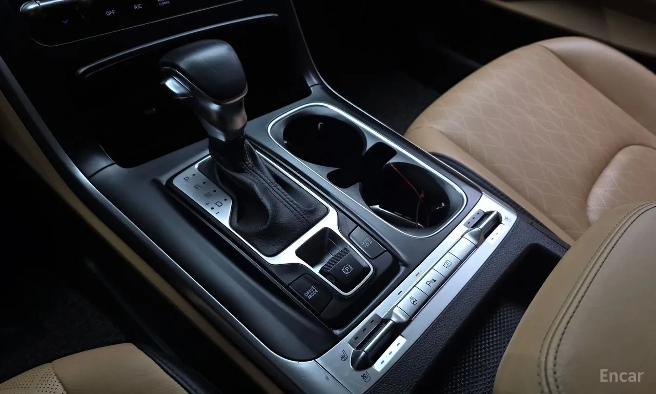Kia Carnival 3.5* 9 �����* ��������* LANE ASSIST* ������ ����*  | Mobile.bg � ����������� 14