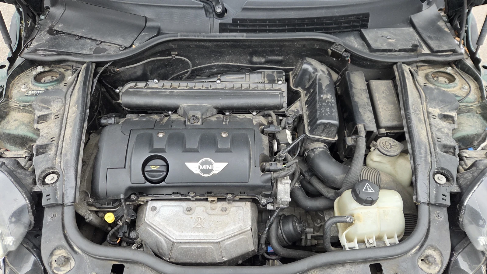 Mini Cooper LCI facelift, снимка 16 - Автомобили и джипове - 56615146