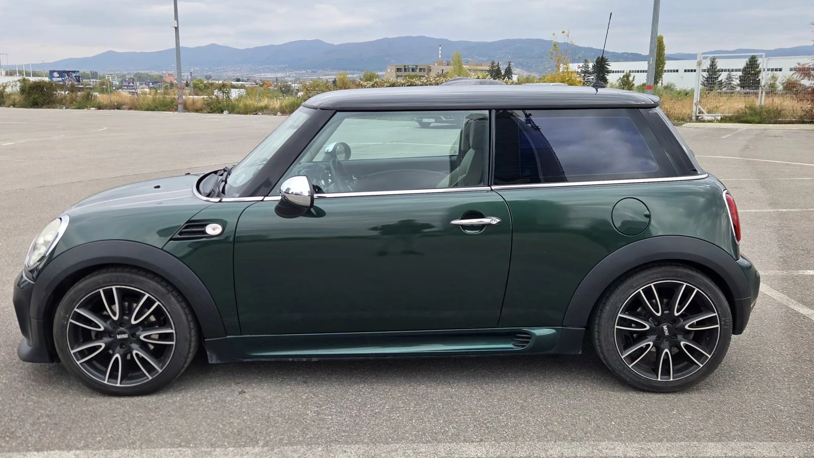 Mini Cooper LCI facelift, снимка 3 - Автомобили и джипове - 56615146