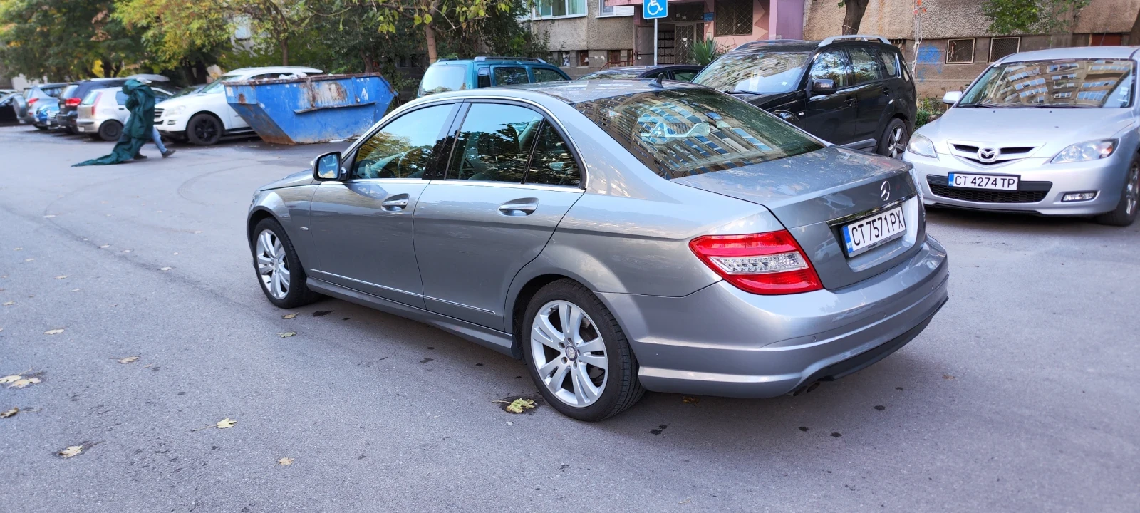 Mercedes-Benz C 180, снимка 4 - Автомобили и джипове - 56638615