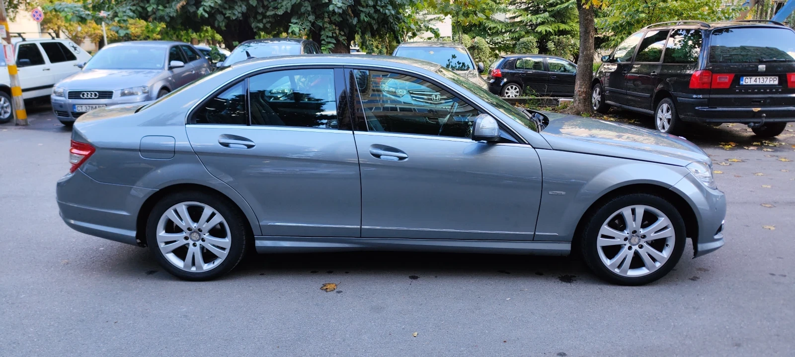 Mercedes-Benz C 180, снимка 5 - Автомобили и джипове - 56638615