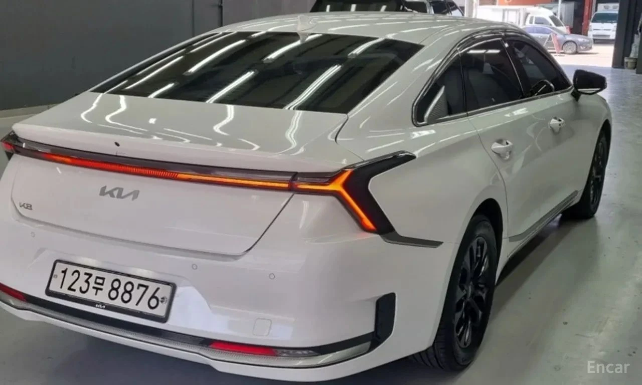 Kia K8, снимка 2 - Автомобили и джипове - 56736697