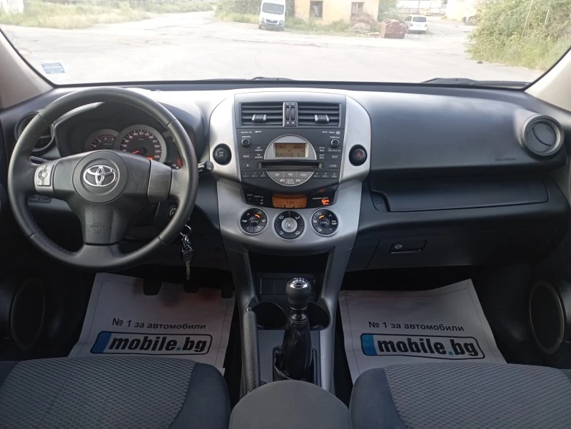 Toyota Rav4 D4D, снимка 9 - Автомобили и джипове - 46110923