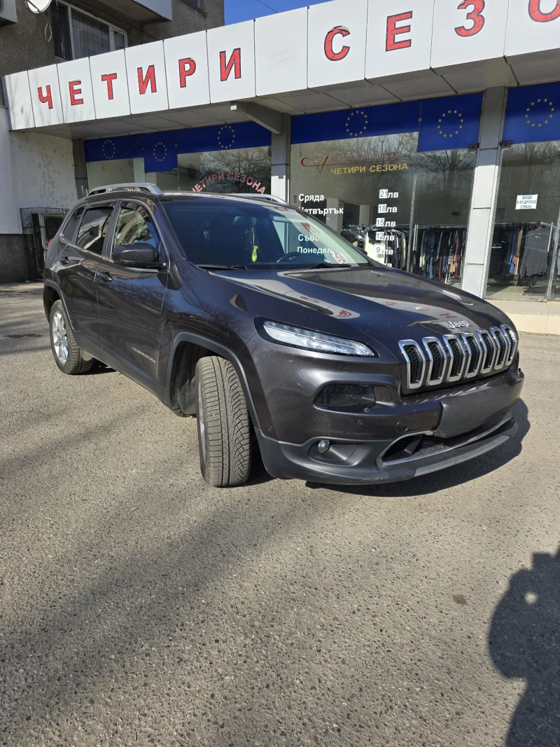 Jeep Cherokee 2.2 Limited, снимка 8 - Автомобили и джипове - 49034094