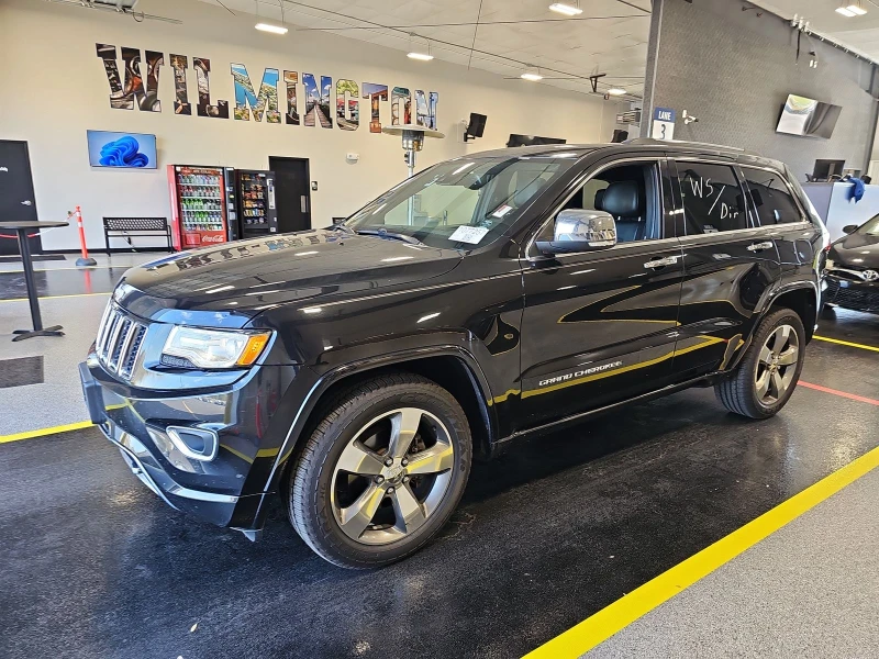 Jeep Grand cherokee Overland* 8ZF* AWD* Distronic* Подгрев* Обдух* Пан, снимка 3 - Автомобили и джипове - 49393130