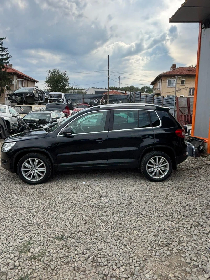VW Tiguan 2.0TDI-Koja-Navi, снимка 3 - Автомобили и джипове - 51955101