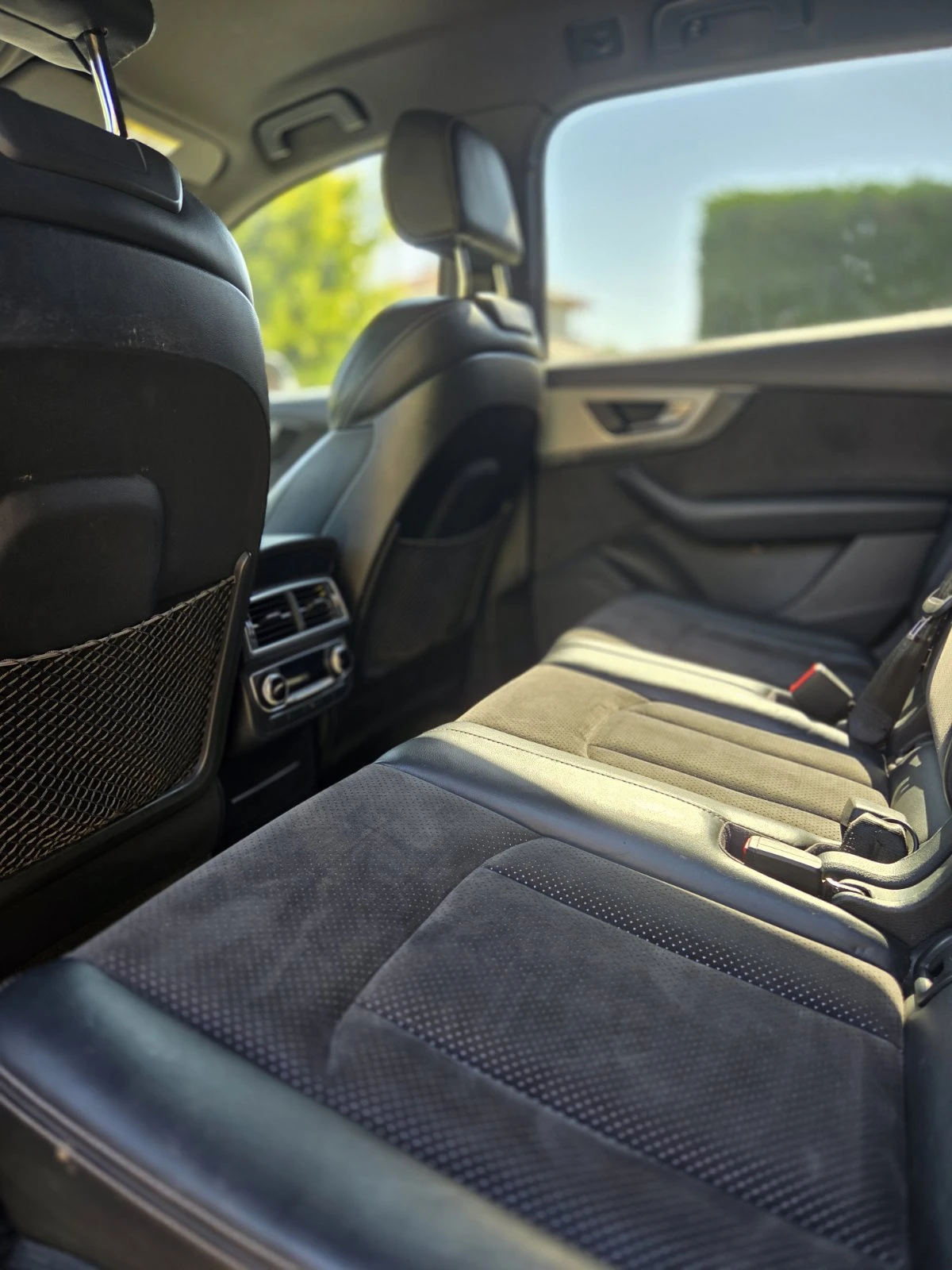 Audi Q7 3.0TDI* S line* FULL* Първи собственик* Гаранция - изображение 8