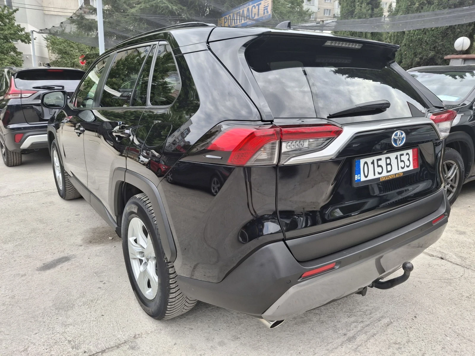 Toyota Rav4 2.5 Hybrid Bisiness Edition - изображение 6