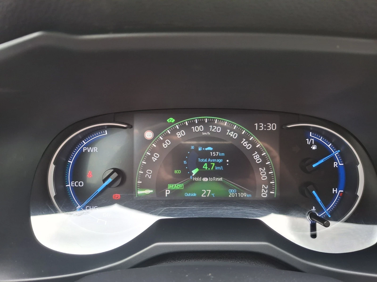 Toyota Rav4 2.5 Hybrid Bisiness Edition - изображение 5