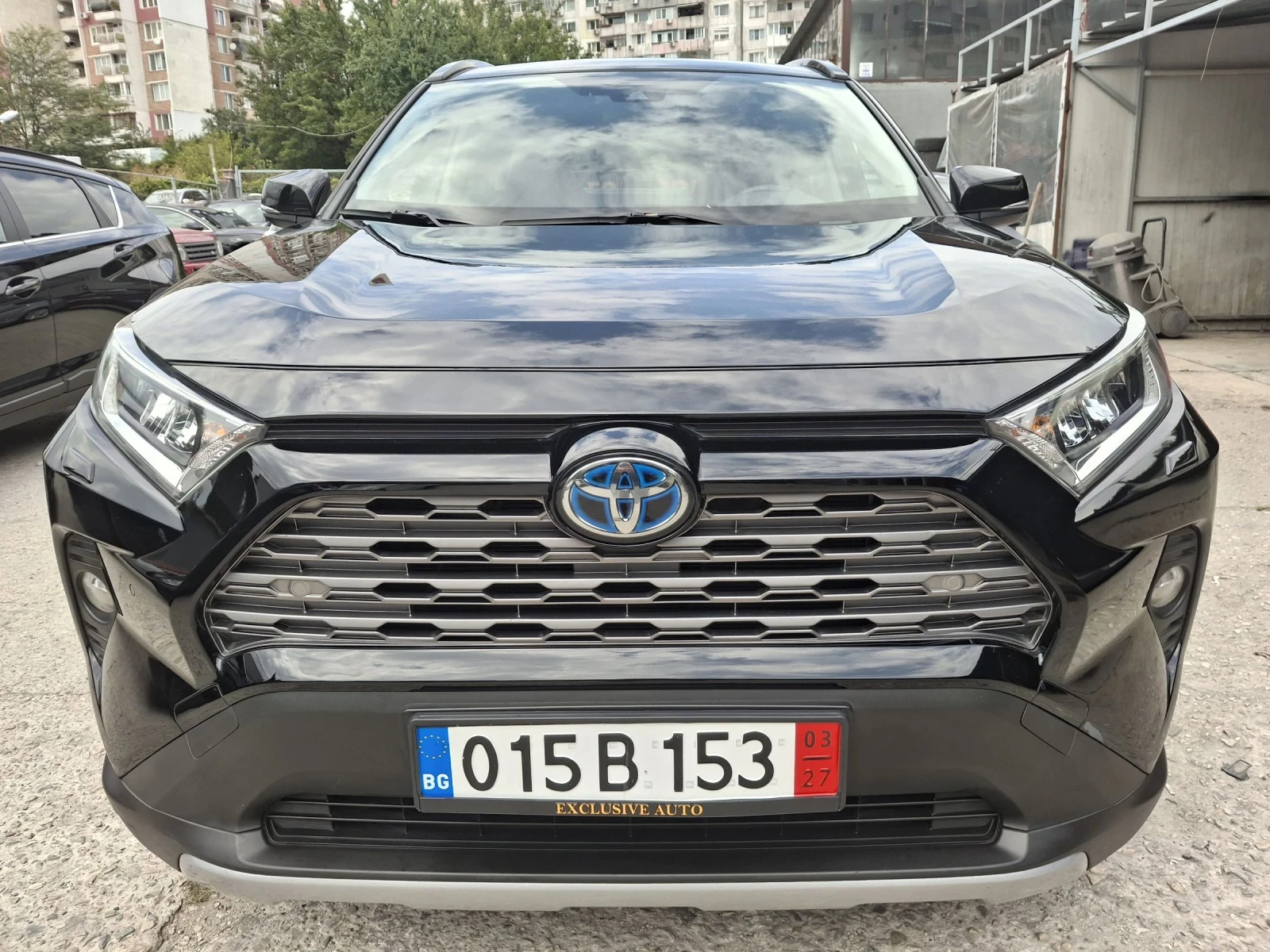 Toyota Rav4 2.5 Hybrid Bisiness Edition - изображение 2