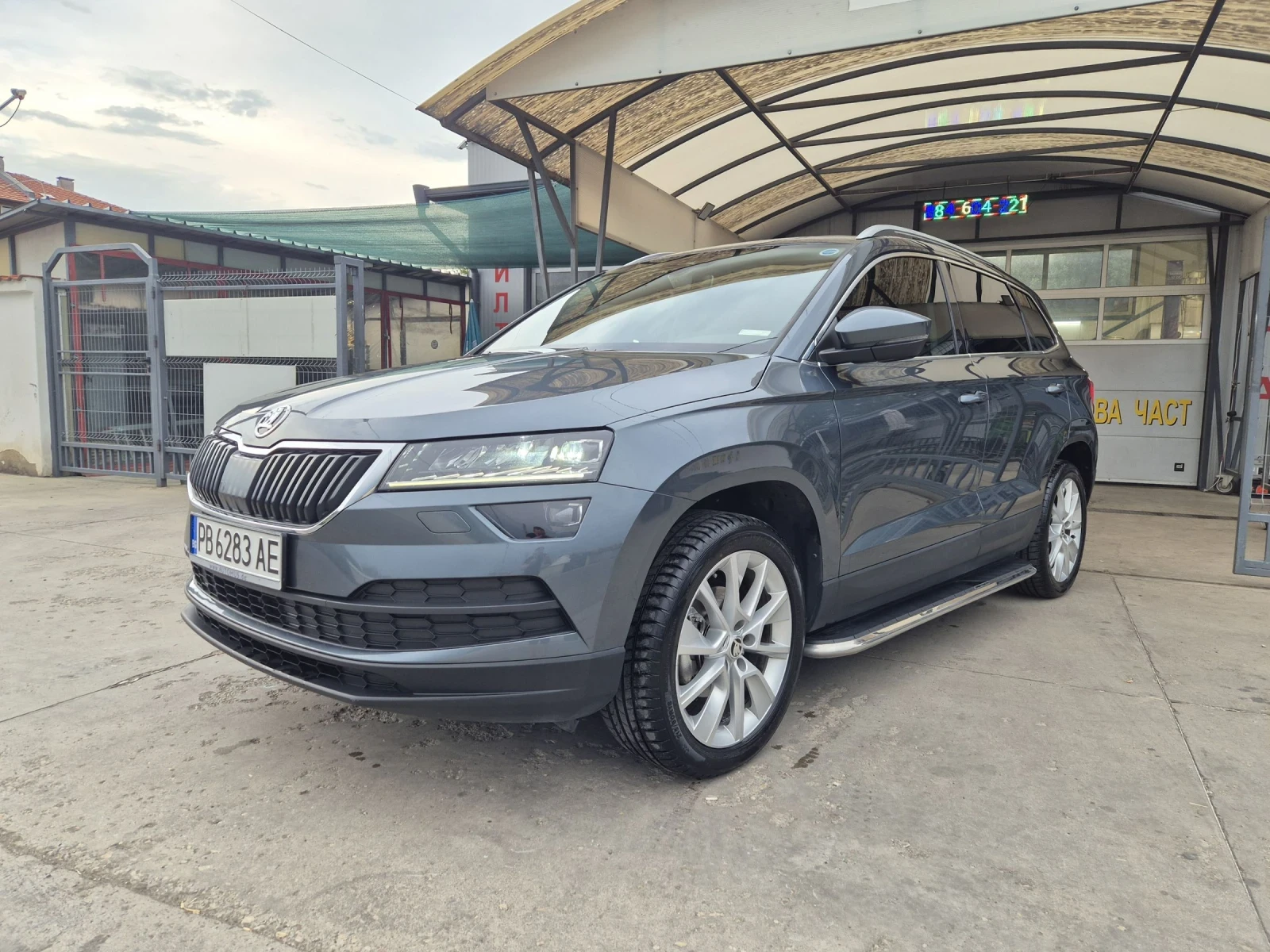 Skoda Karoq 1.6TDI Дистроник, Панорама, Подгрев, Печка - изображение 3