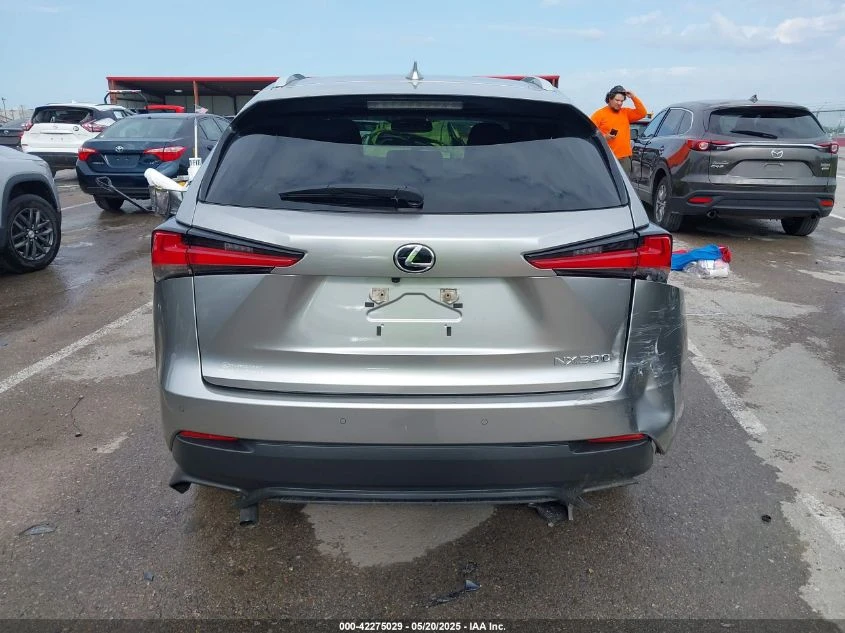 Lexus NX 300  - изображение 6