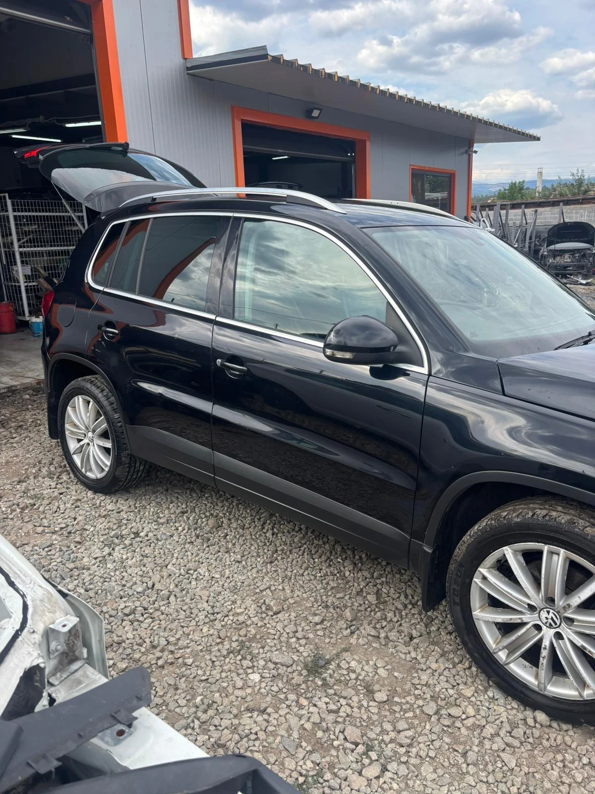 VW Tiguan 2.0TDI-Koja-Navi - изображение 5