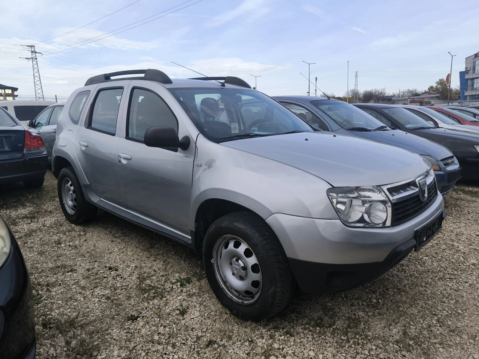 Dacia Duster 1.6i - изображение 2