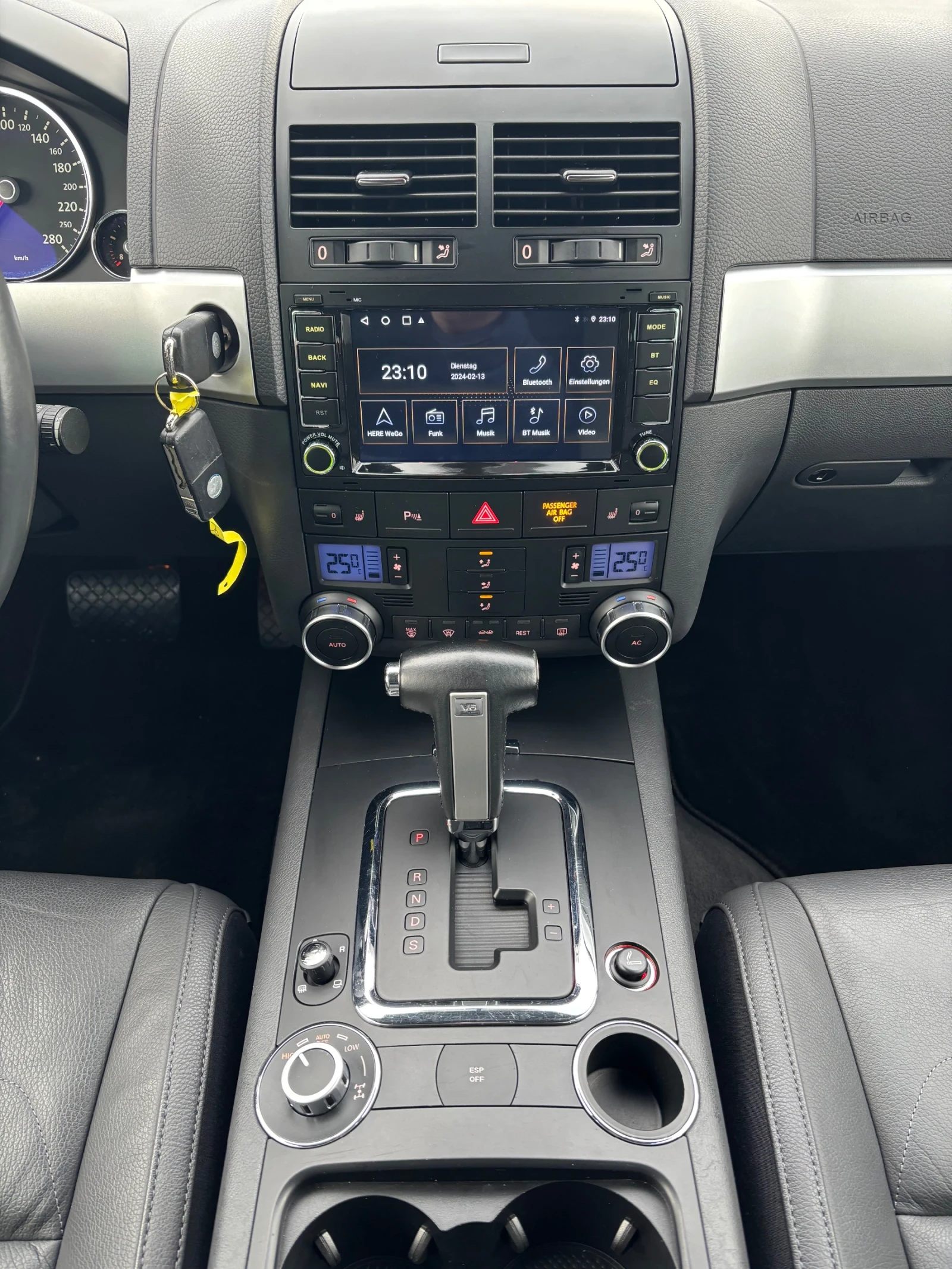 VW Touareg 3.0TDI ������� �������� | Mobile.bg � ����������� 14