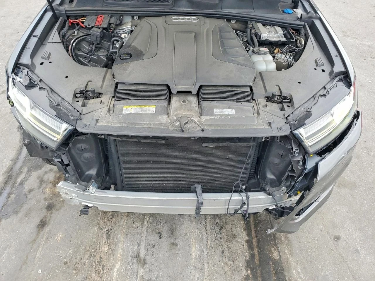 Audi Q7 PREMIUM PLUS, снимка 12 - Автомобили и джипове - 53762902