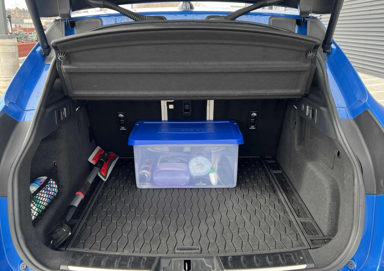 Jaguar F-PACE SVR* Auto, AWD, 5.0L 8cyl* CARFAX, снимка 14 - Автомобили и джипове - 53892920