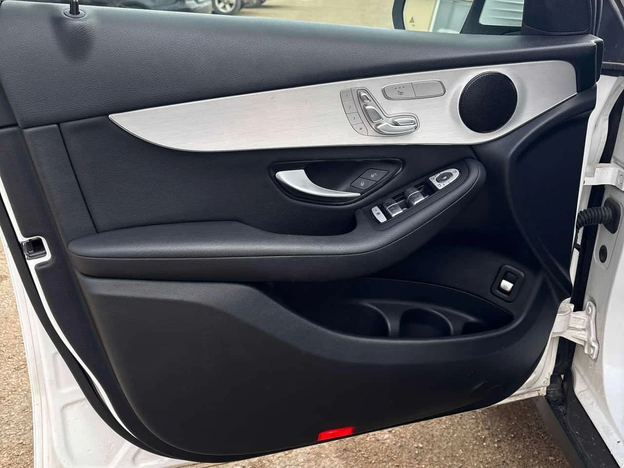 Mercedes-Benz GLC 300 * 360 * �������� * ���� * CARFAX | Mobile.bg � ����������� 13