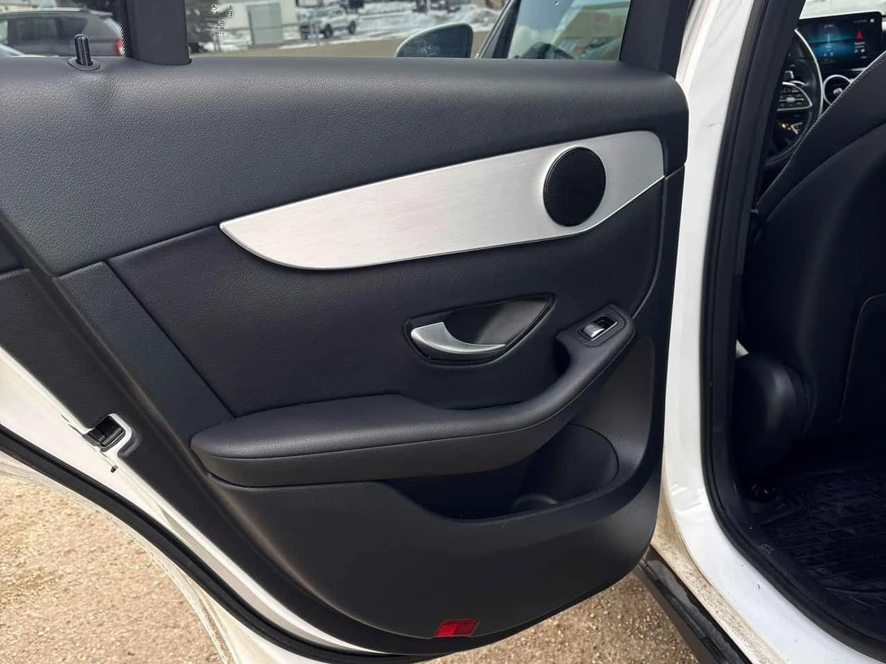 Mercedes-Benz GLC 300 * 360 * �������� * ���� * CARFAX | Mobile.bg � ����������� 17