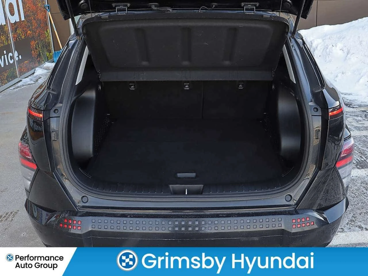 Hyundai Kona Preferred Trend | FWD | Leather | Sunroof  CARFAX, снимка 6 - Автомобили и джипове - 54962493