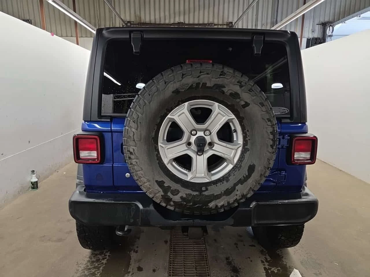 Jeep Wrangler  SPORT| ПОДГРЕВИ| ЗАДНА КАМЕРА| CARFAX| , снимка 6 - Автомобили и джипове - 55309651