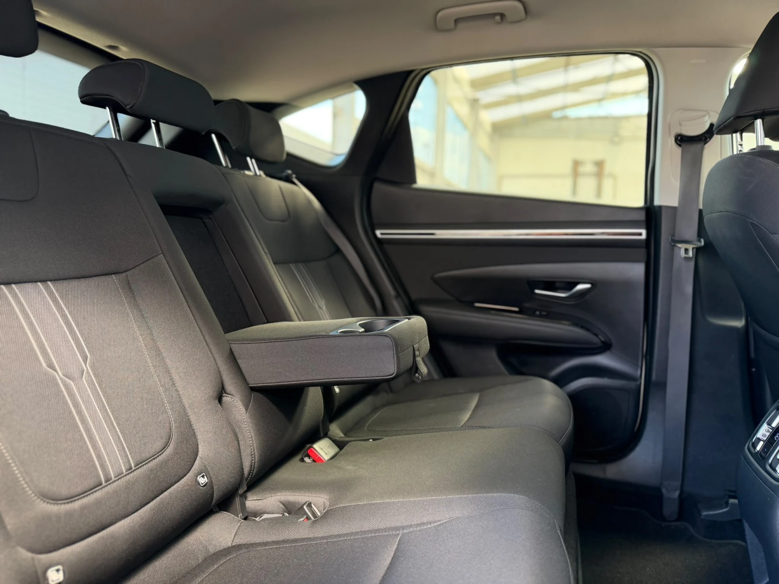 Hyundai Tucson / 1.6 CRDI / X-LINE / HYBRID /, снимка 12 - Автомобили и джипове - 55528827